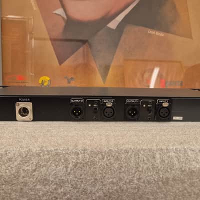Jahnke V104c, microphone preamplifiers - 80 dB in a rack image 4