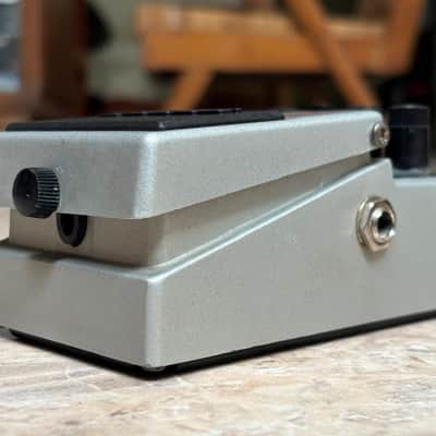 Boss FZ-2 Hyper Fuzz (Silver Label) Excellent - Dated October 1993 - Grey Silver Monochrome image 13