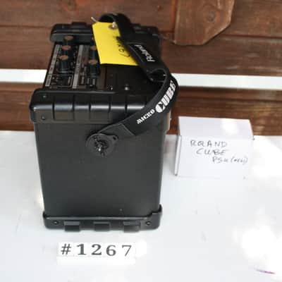Roland Micro-Cube N225 2w battery/mains combo with modelling and digital effects, revAMPlified image 3