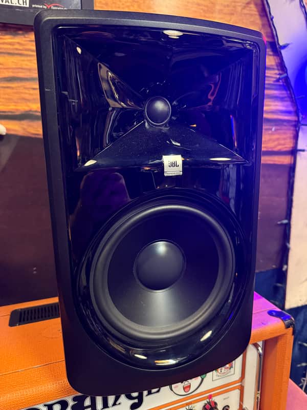 JBL 308P MkII 2-Way 8" Active Nearfield Studio Monitor (Single) 2010s - Black image 1