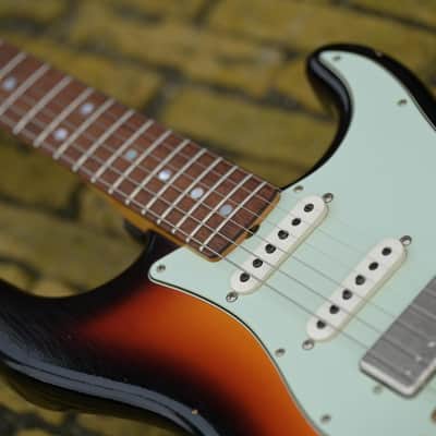 Fender Custom Shop 1965 Stratocaster HSS Journeyman - 3-Color Sunburst image 11