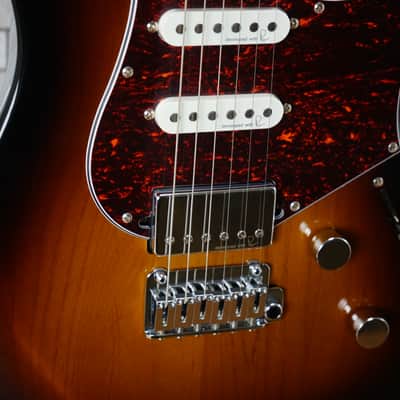 Yamaha PACP12 Pacifica Professional - Desert Burst image 6