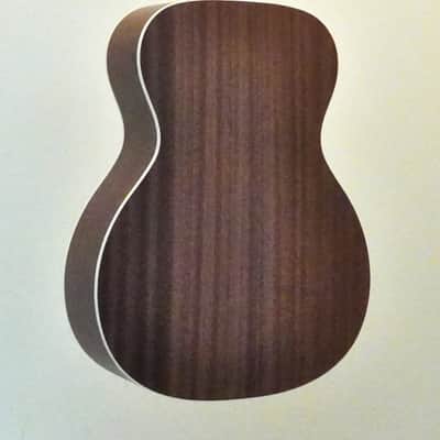 Alvarez Regent Series RF26 Folk/OM Acoustic Guitar with Gig Bag image 5