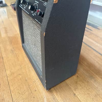 Kalamazoo Model 1 5-Watt 1x10" Guitar Combo 1960s - Black image 2