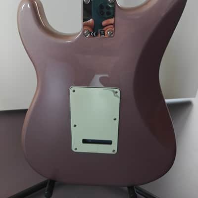 Fender Vintera '60s Stratocaster Modified with Pau Ferro Fretboard 2019 - 2021 Burgundy Mist Metallic image 5