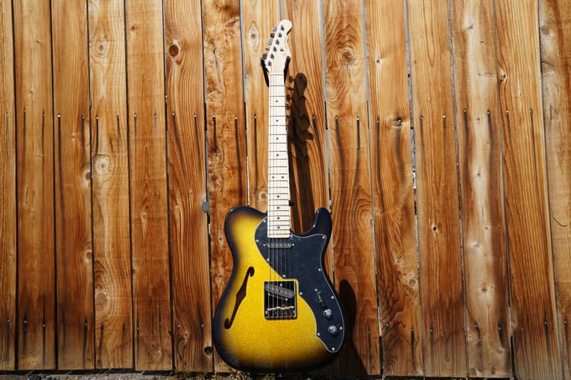 G&L USA ASAT Classic Thinline 2-Tone Goldburst 6-String Electric Guitar w/ Gig Bag NOS image 1