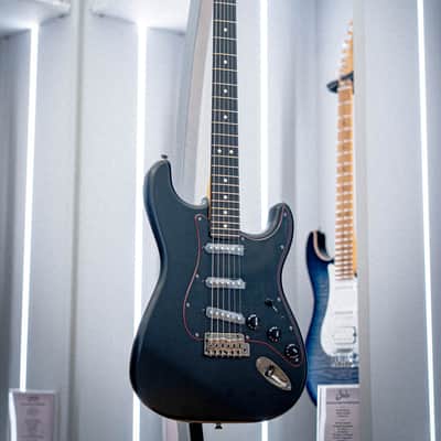 Fender Japan LTD HYBRID II STRAT NOIR RW BLK image 1