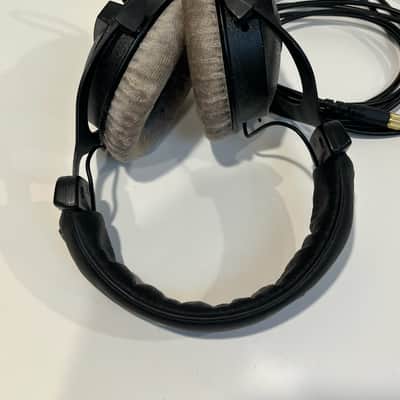 Beyerdynamic DT 770 Pro 80 Ohm Headphones image 5