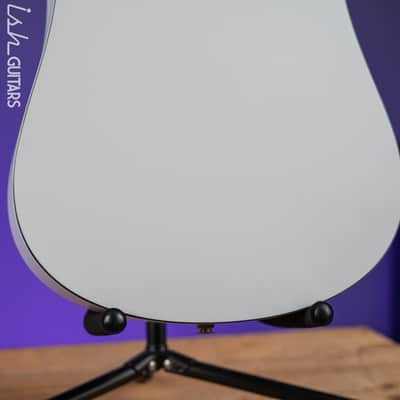 Lava Music Blue Lava Touch Smart Acoustic Guitar Sail White w/ Lite Bag Demo image 10