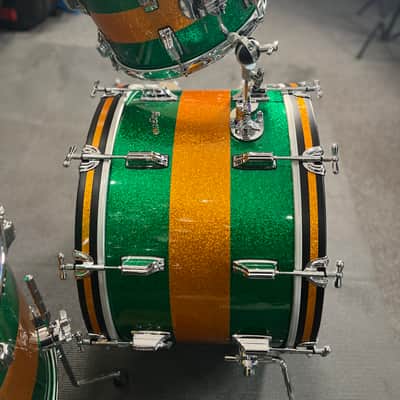 Rogers Cleveland Series 13/16/22" Drum Set Kit in Green Sparkle w/ Gold Sparkle Stripe image 4