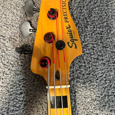 Squier Classic Vibe '70s Precision Bass 2020 - Present - Walnut image 6