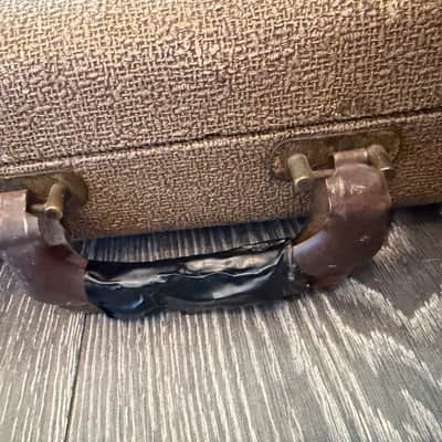 Fender 1959 - 1963 Fender Jazzmaster or Jaguar Brown Tolex Hard Case. 1959-1963 image 4
