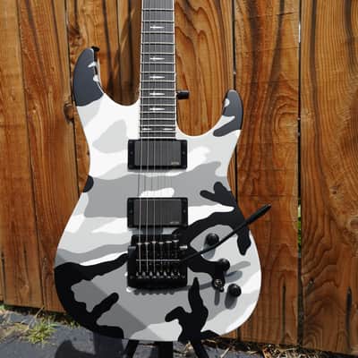 ESP Jeff Hanneman Signature Urban Camo 6-String Electric Guitar w/ Black Tolex Case (2022) image 4