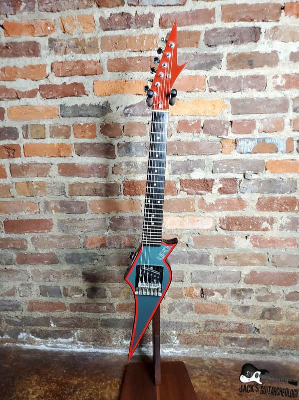 Hondo H-797 UFO (Unidentified Fretted Object) Electric Guitar