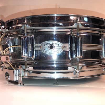 Rogers "5-Line" Dyna-Sonic 5x14" Brass Snare Drum with "Beavertail" Lugs 1967 - 1974 - Chrome image 12