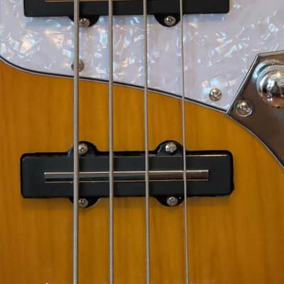 Bacchus WJB- Mini Jazz Bass Mid-20s - Thre tone sunburst image 4
