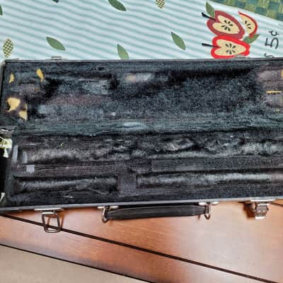 YAMAHA FLUTE HARD CASE-2020 - BLACK- USED! image 2