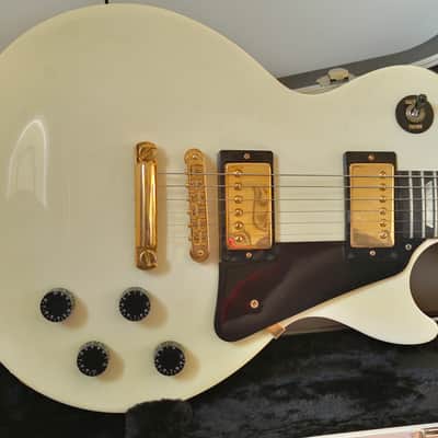 Gibson Les Paul Studio 1995 Alpine White, Gold Hardware image 2