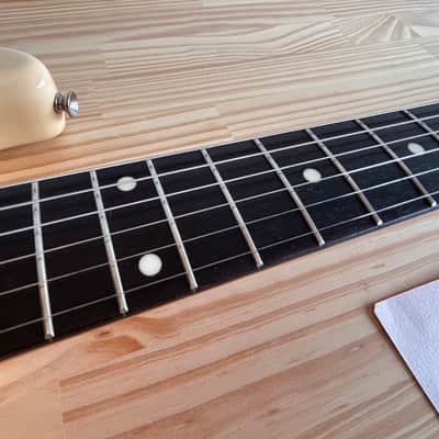 Fender Stratocaster MIJ Made In Japan E serial 1989 Olympic White Rosewood fretboard in Very Good Condition image 8
