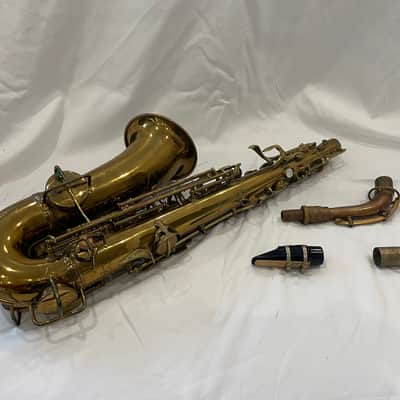 C.G. Conn New Wonder Series II 1926-1927 - Lacquered Brass with Vintage Instruction Manuals and Music Books image 2