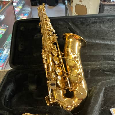 Yamaha YAS-480 Alto Saxophone with Case image 2