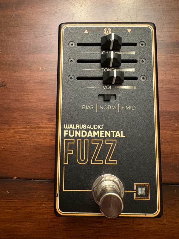 Walrus Audio Fundamental Fuzz 2023 - Present - Black / Orange image 1