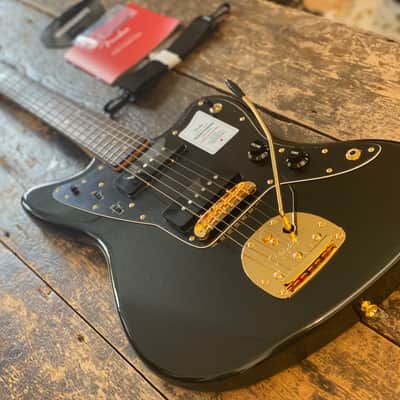 Fender Japan Traditional 2025 Ltd Edition Collection '60s Jazzmaster Black Pearl w/ Matching Headstock image 7