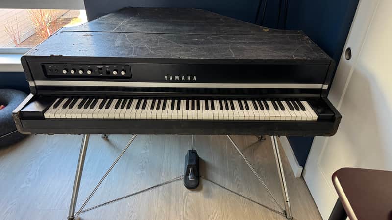 Yamaha CP-80 Electric Grand Piano