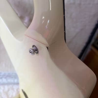 Gibson Explorer 2010 - White image 8