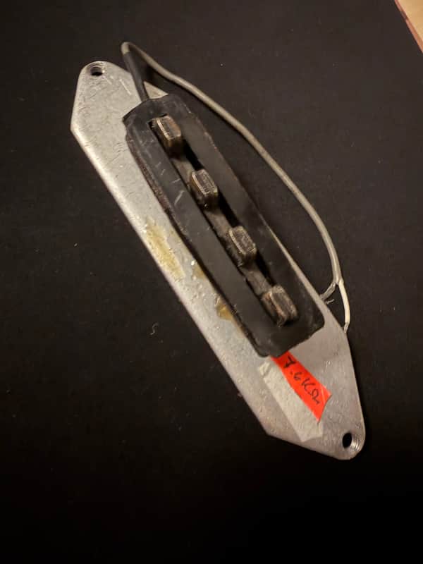 Unknown Rewound bass pickup on bracket 7,6kOhm image 1