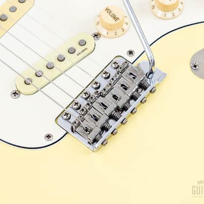 1994 Fender Custom Edition Yngwie Malmsteen Stratocaster ST72-140YM Yellow White w/ Dimarzio & Tweed Case, Japan MIJ image 8