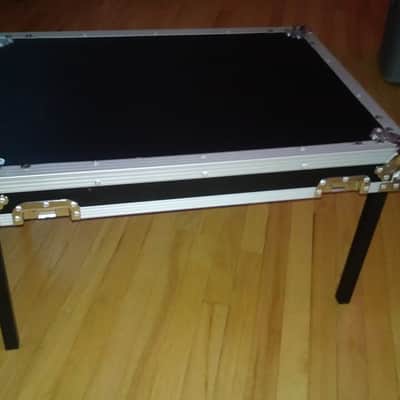 Road Runner 12 rack space coffee table! image 2