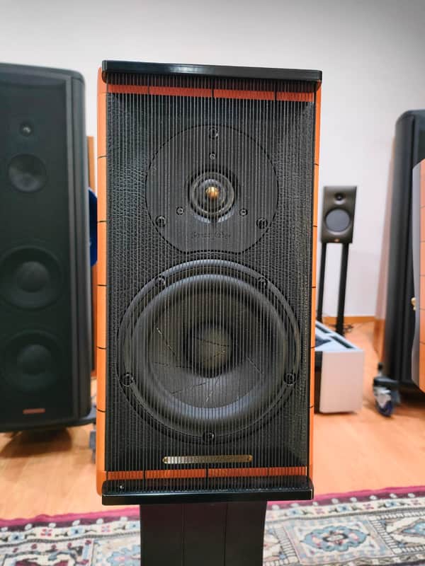 SONUS FABER CREMONA AUDITOR + STAND | Reverb