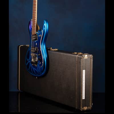 Mosrite [Vibramute Model] specially built for Mick Mars of Mötley Crüe by Semie Mosely 1991 Metallic blue/purple with flame pinstriping image 11