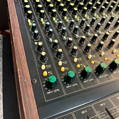 Yamaha M916 "Japa-Neve" Vintage Recording Console | Fully Restored & Recapped | 16 CAPI/API-Style Transformer-Balanced Direct Outs - Headbangers Mod. | External Rackmount Power Supply image 4