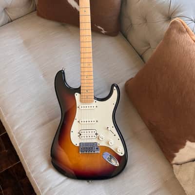Fender 50th Anniversary American Deluxe Stratocaster 2004 - Sunburst image 16