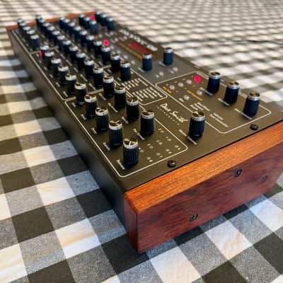 Dave Smith Instruments Prophet 08 PE Desktop 8-Voice Desktop Synthesizer 2012 - 2016 - Black with Wood Sides image 2