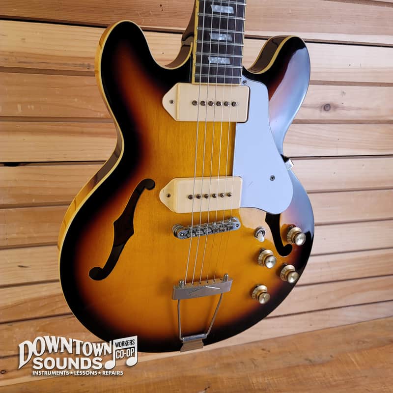 Epiphone Casino Coupe Semi-Hollow Electric Guitar with Wings Gig Bag - Sunburst, 5lbs 12oz