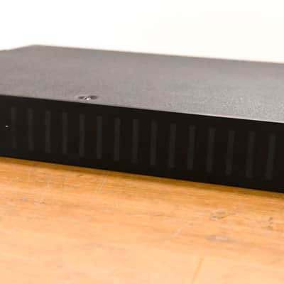 Shure UA845-UA UHF Antenna Distribution System 782-806 MHz CG01Z5E image 3