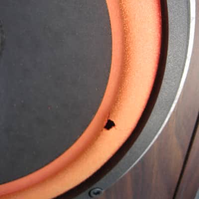 Watch Video--Cerwin-Vega VS-100 Vintage Speaker System -- FOR PARTS / REPAIR image 3