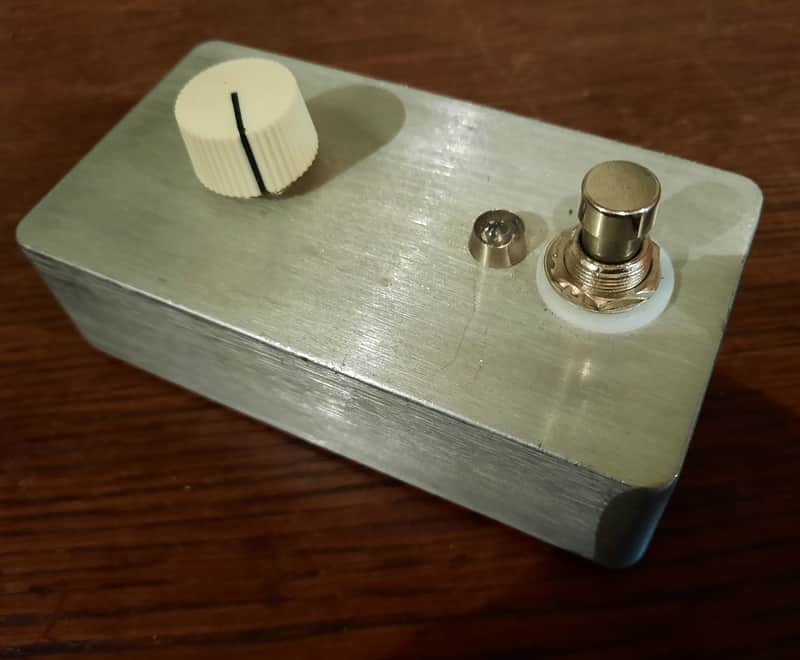 Handwired MXR Micro Amp Clone, one knob clean boost image 1
