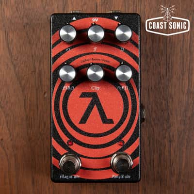 EarthQuaker Devices Sunn O))) HalfLife Octave Distortion + Booster