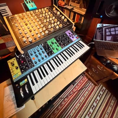 Moog Matriarch 49-Key Semi-Modular Analog Synthesizer 2019 - Present - Black / Multi-Colored Panel Bild 4