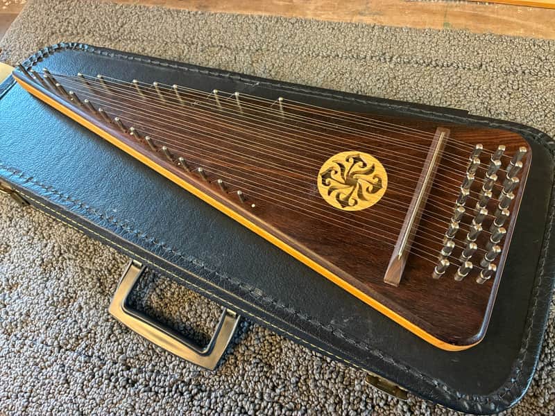 Left-Handed Bob Rigaud Stringworks Bowed Psaltery 1995 image 1
