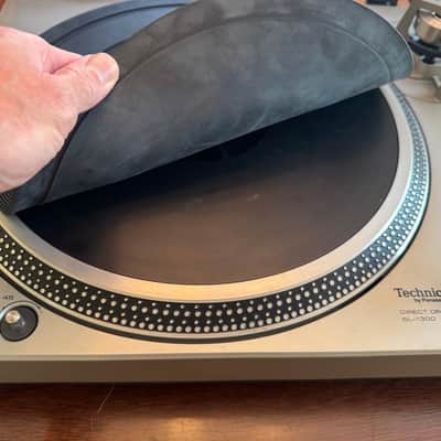 Technics SL-1300 Vintage Direct Drive Turntable image 5
