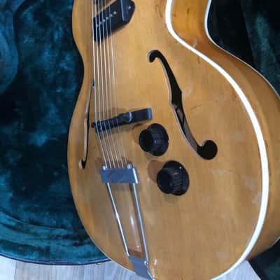 1951-1956 Epiphone Century archtop guitar, P 90 pick up, image 14
