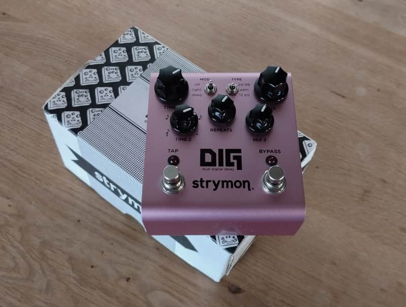 Strymon DIG Dual Digital Delay V1 2015 - 2022 - Pink image 1