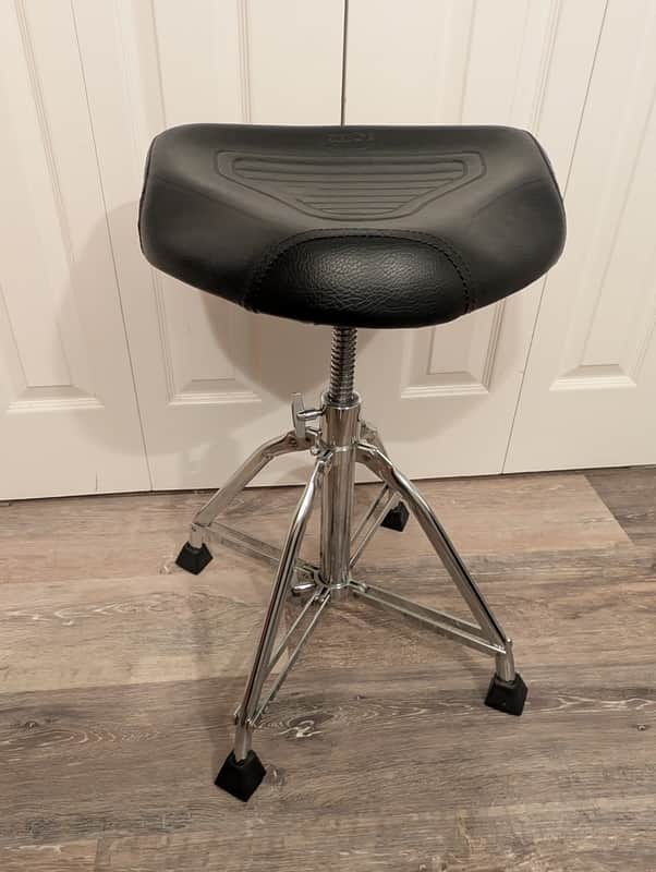 Pulse 4 legs heavy duty saddle drum throne image 1