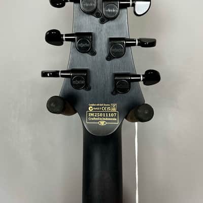 Schecter Omen Elite-6 2025 - See Thru Blue Burst image 7