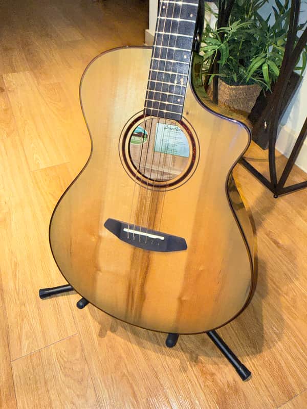 Breedlove Pursuit Exotic S Concert CE All Myrtlewood